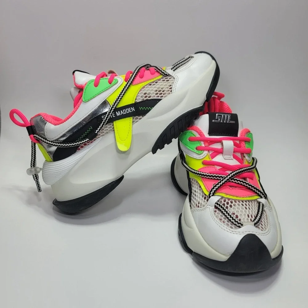 STEVE MADDEN BONANZA BONA‎ 02S1 NEON SNEAKERS - Sz 5.5 M
